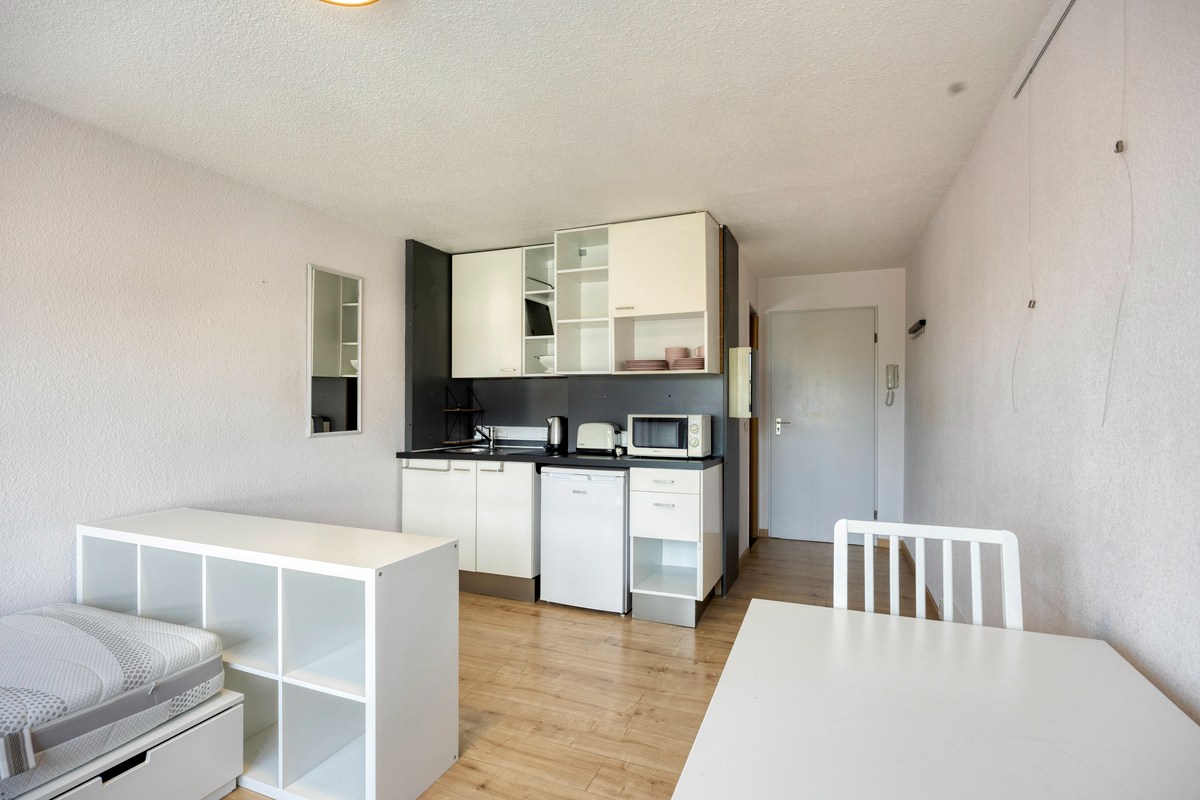 Bemeubelde studio in centrum Leuven! – EPC 209 kWh/m² - bewoonbare opp. 24 m² 