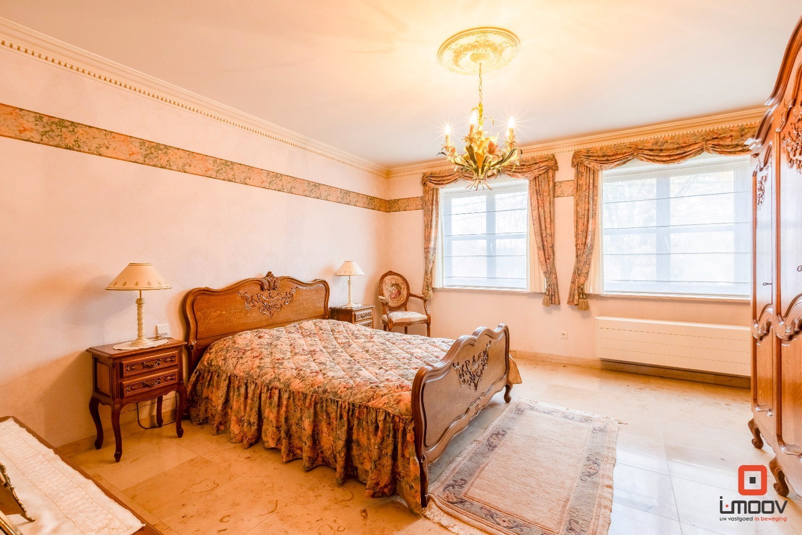 Open bebouwing met magazijn op een landelijke locatie! 