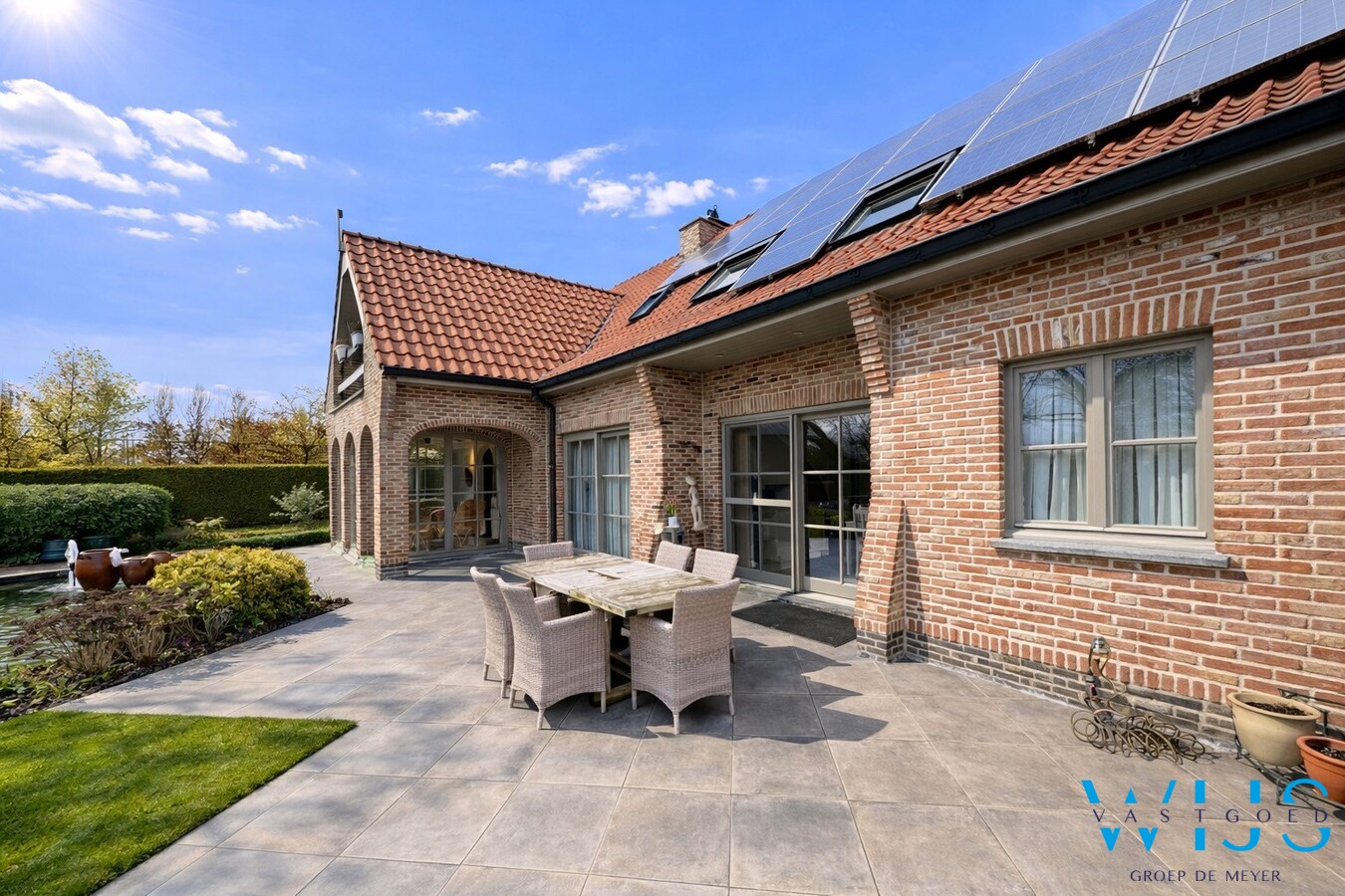 Instapklare open bebouwing met prachtige tuin op 1.220 m² in rustige woonwijk 