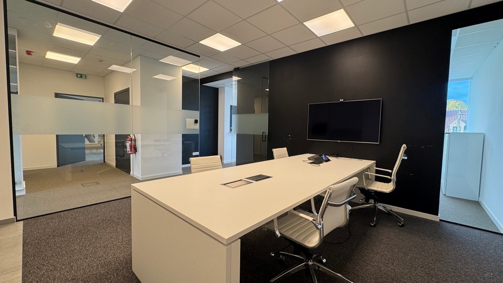 Mooi ingerichte kantoren te huur op zichtlocatie in Sint-Martens-Latem