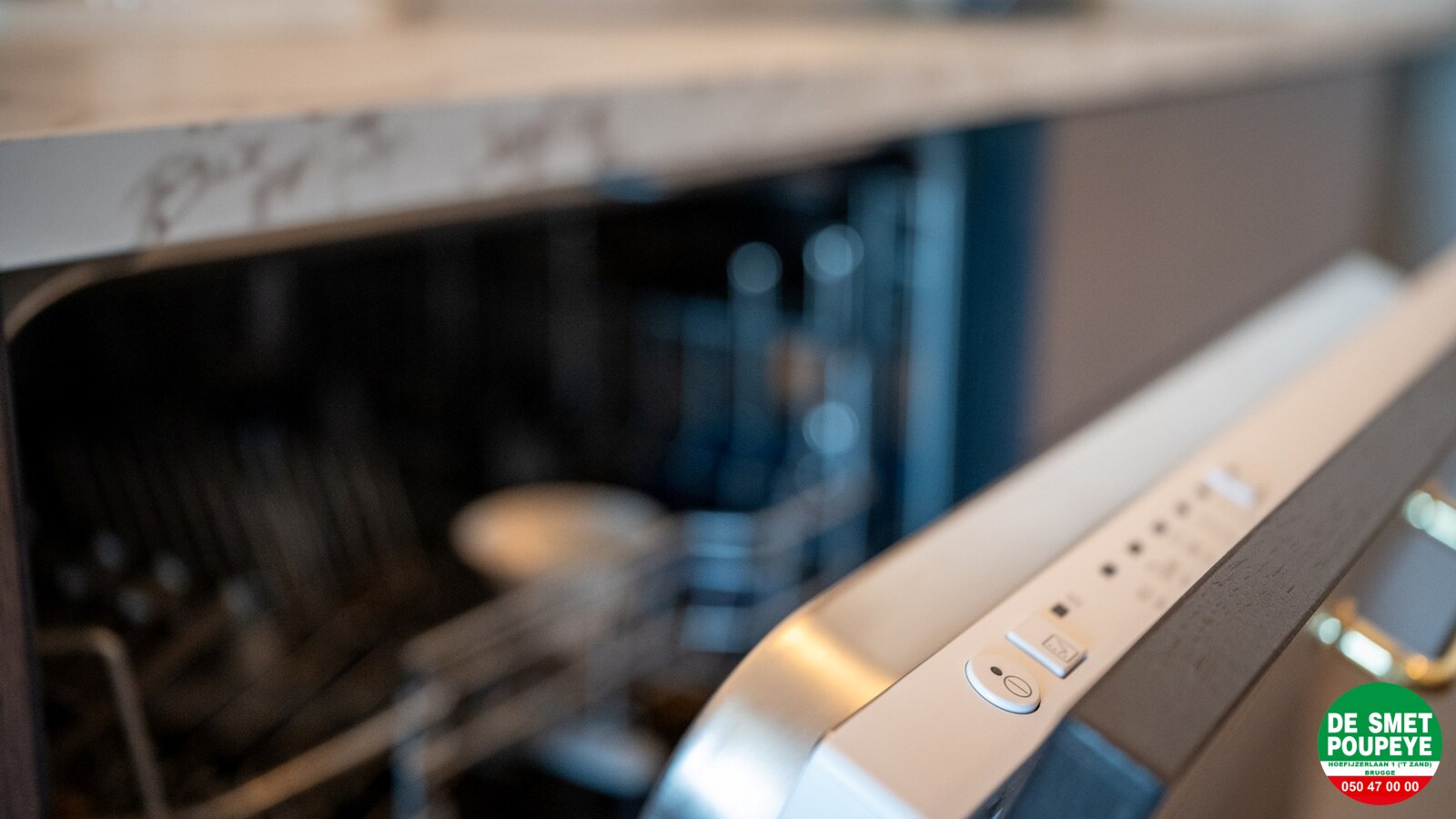 Prachtig gerenoveerd appartement op de zeedijk 