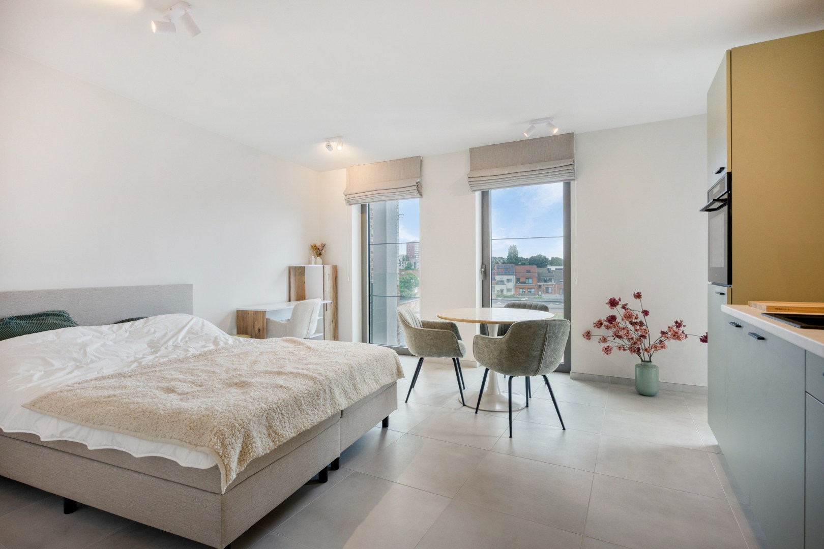 Bemeubelde studio met terras en kelderberging in het centrum van Leuven! - EPC 50 kWh/m² - bewoonbare opp. 37,5 m² 