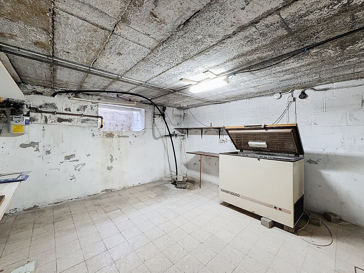 Goed onderhouden seventies bungalow op 19 are te Grimminge 