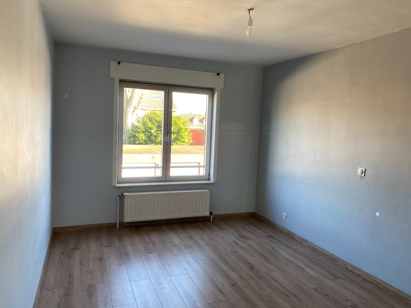 Ruim appartement met 2 slpk en garage 