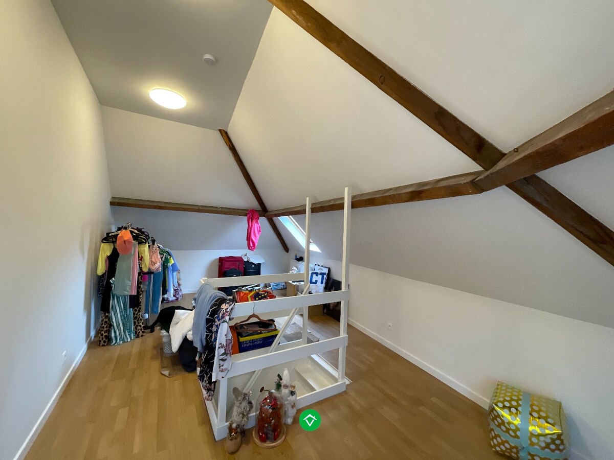 Gerenoveerde woning met 2 slaapkamers in centrum Roeselare 