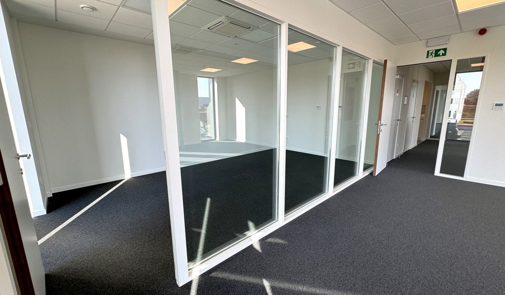 Logistieke loodsen te huur in Canal Logistics Centre Willebroek