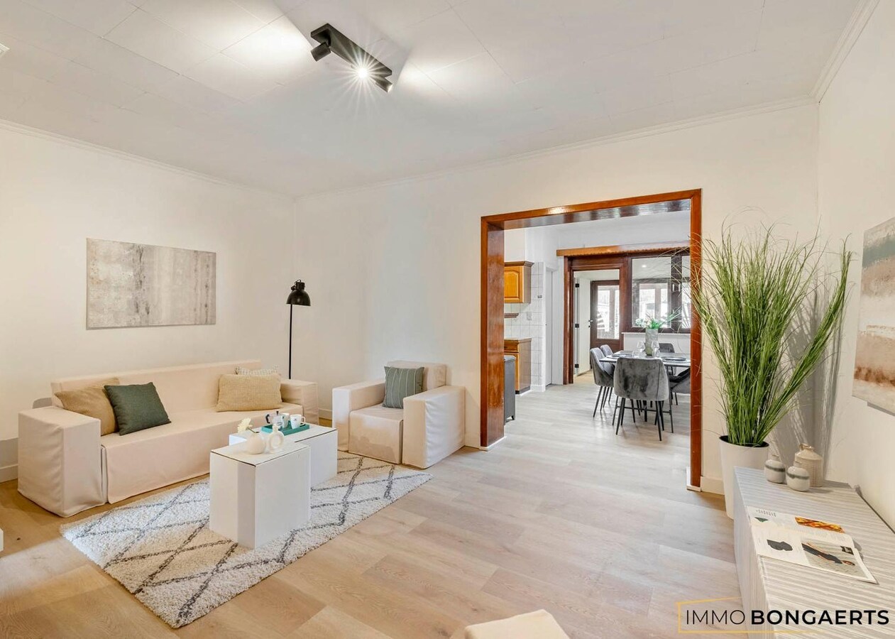 Instapklare gezinswoning met 3 slaapkamers, tuin en garage te Genk 