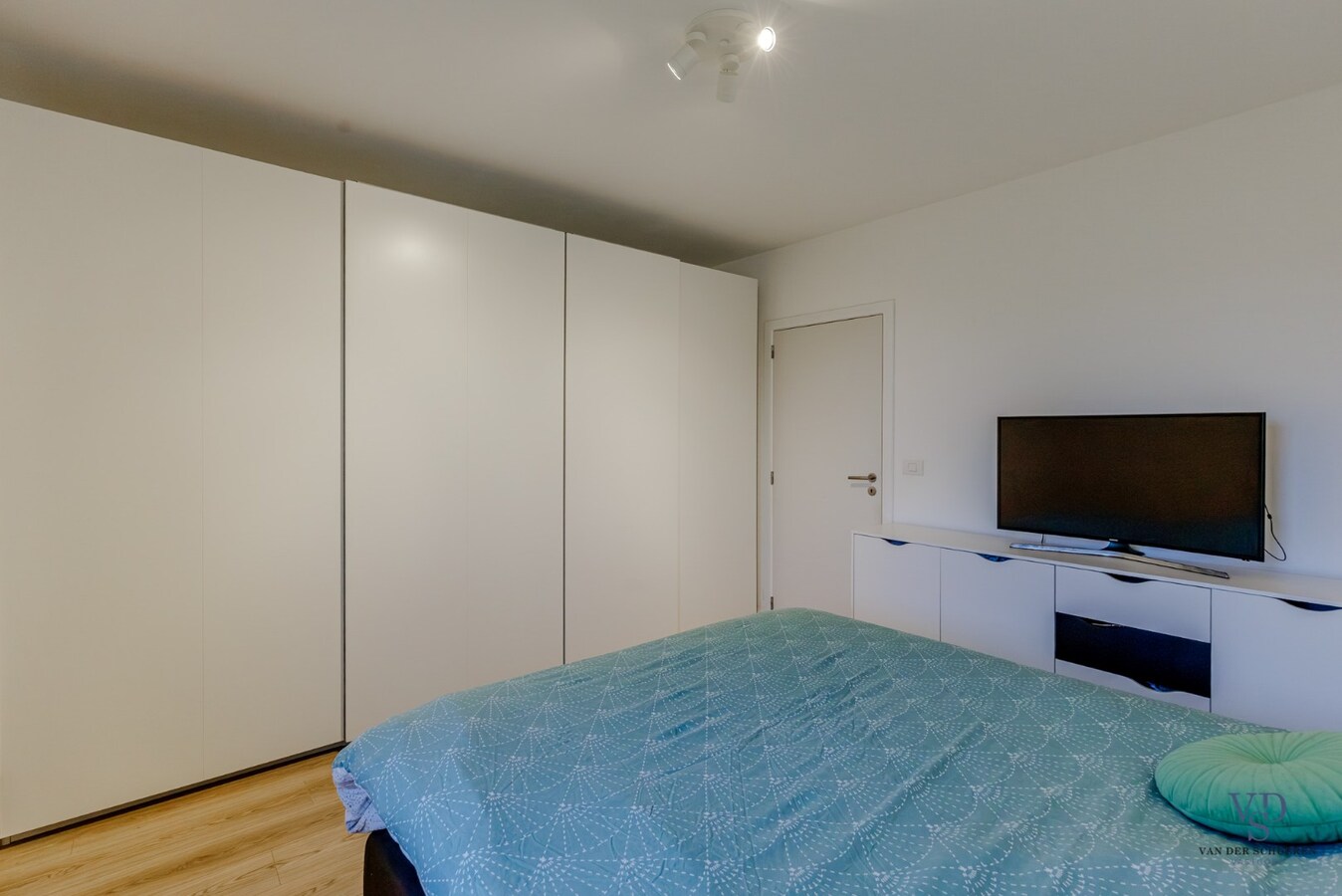 Recente, quasi-nieuwbouwwoning – instapklaar en energiezuinig (BEN) 