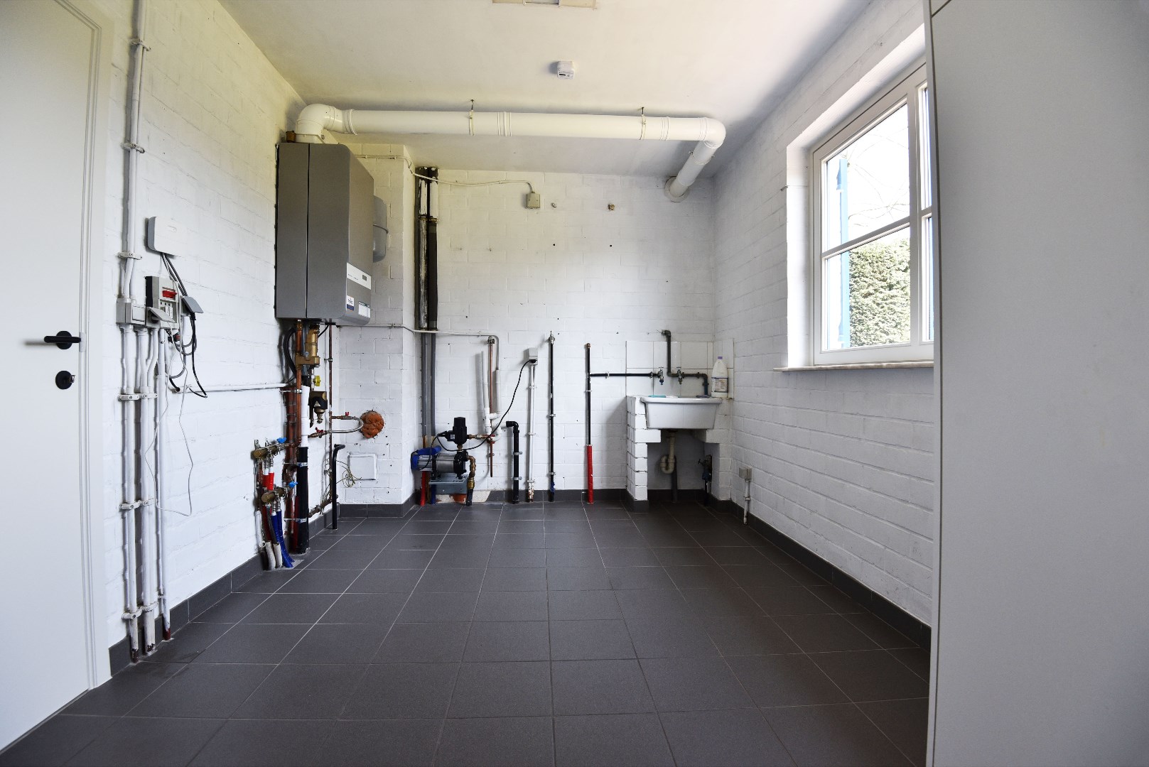 Charmante villa met 3 slpks, garage en tuin te Adegem 