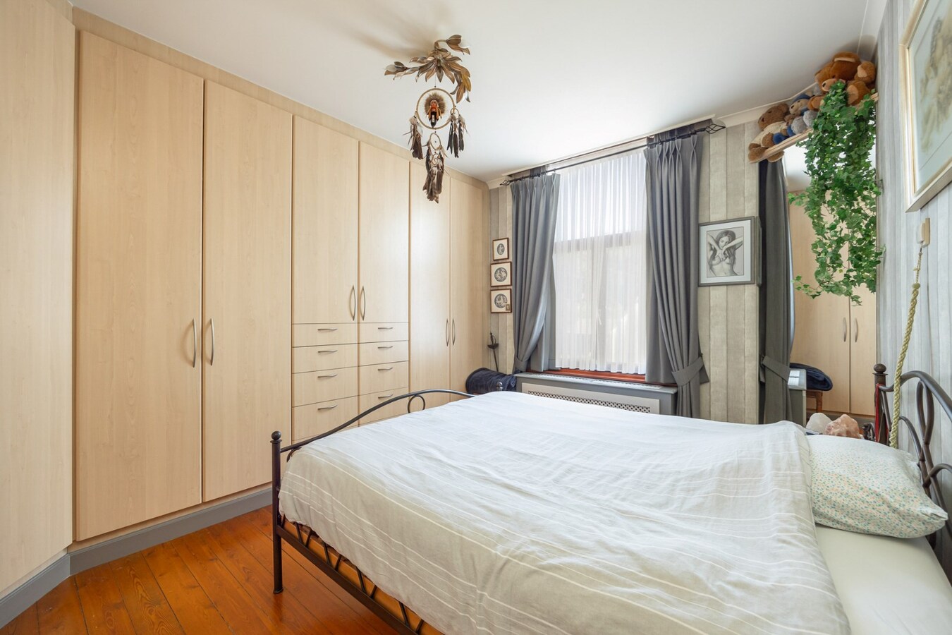 Karaktervolle gezinswoning met 6 slaapkamers in hartje Schilde 