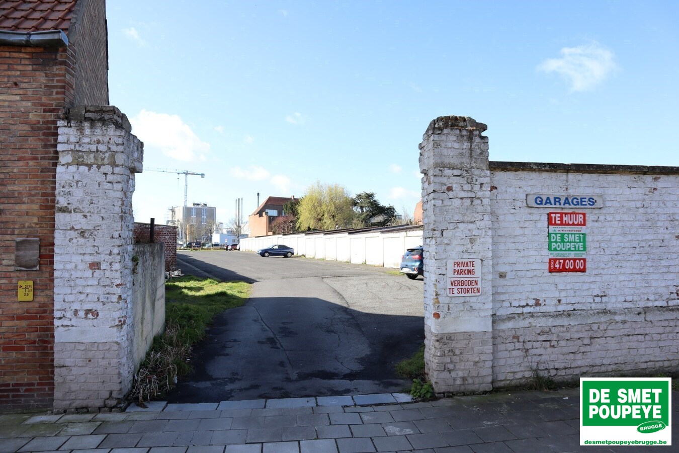 Ruime garagebox te huur in Brugge 