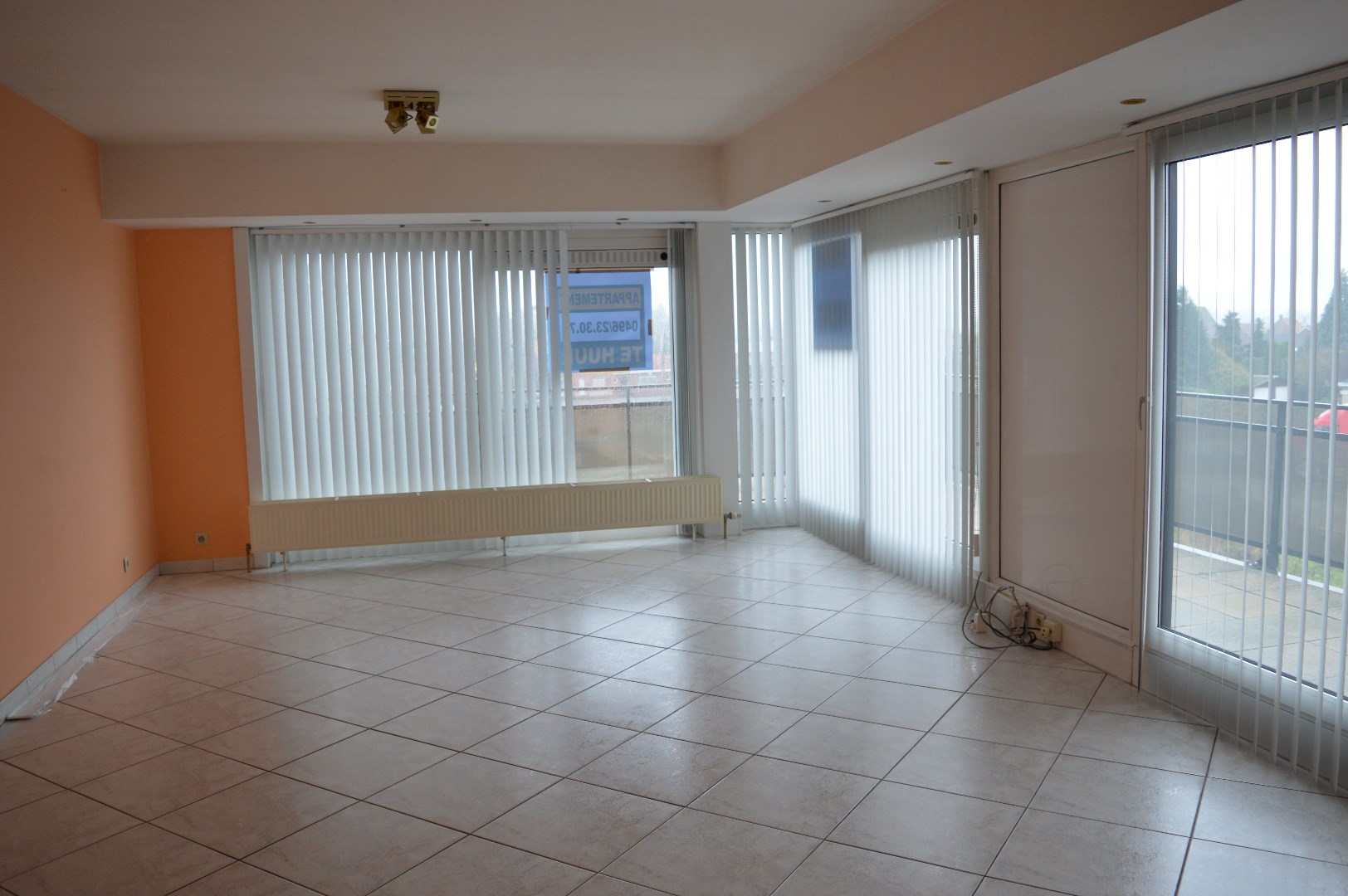 ANZEGEM  prachtig appartement 695 euro 