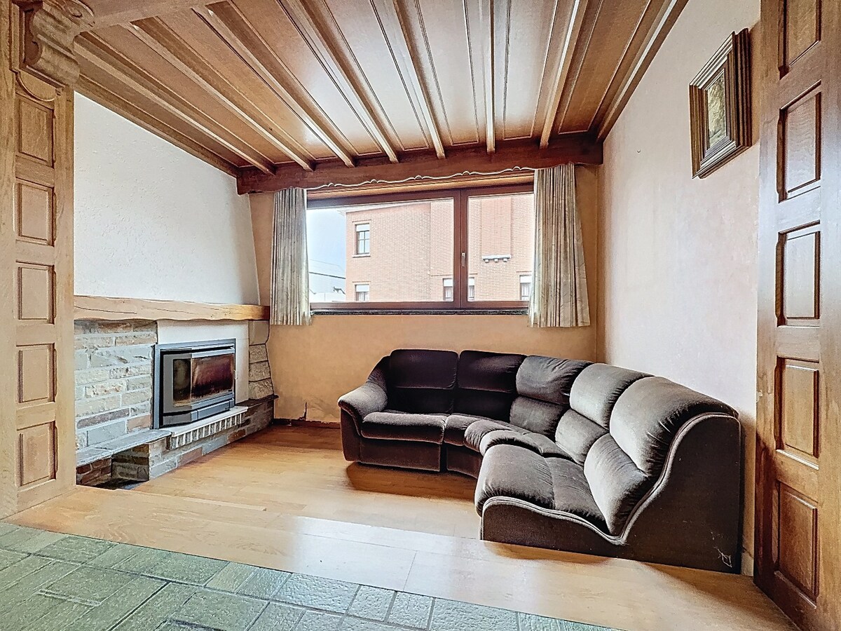 Te renoveren HOB in doodlopend straatje te Burst 