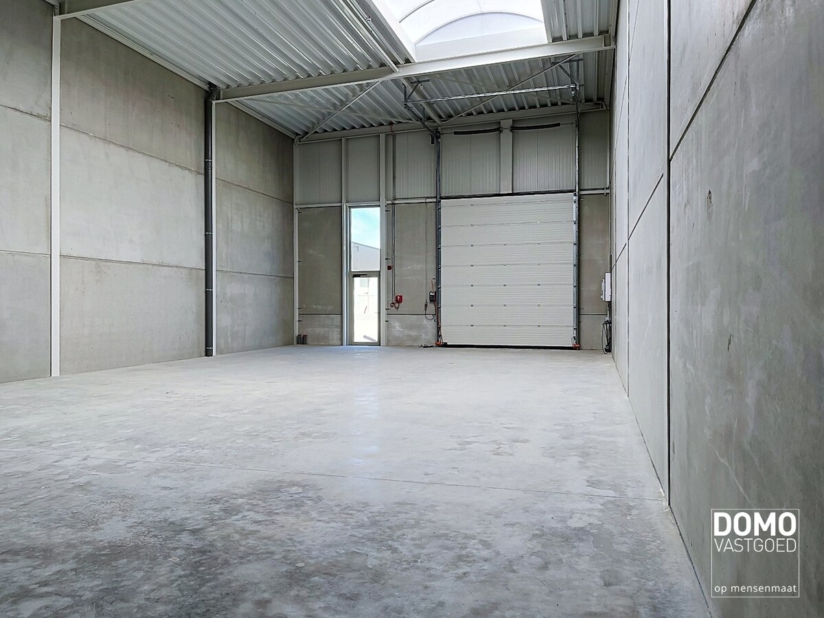 Nieuwe KMO-unit van 200 m² te huur op Bedrijvenpark Stadsbeemd te Halen 