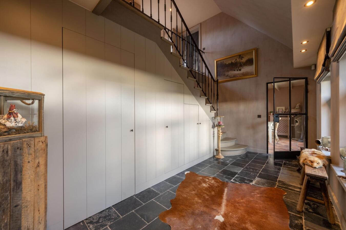 Idyllisch landhuis gelegen op 8330 m² te Ruiselede 