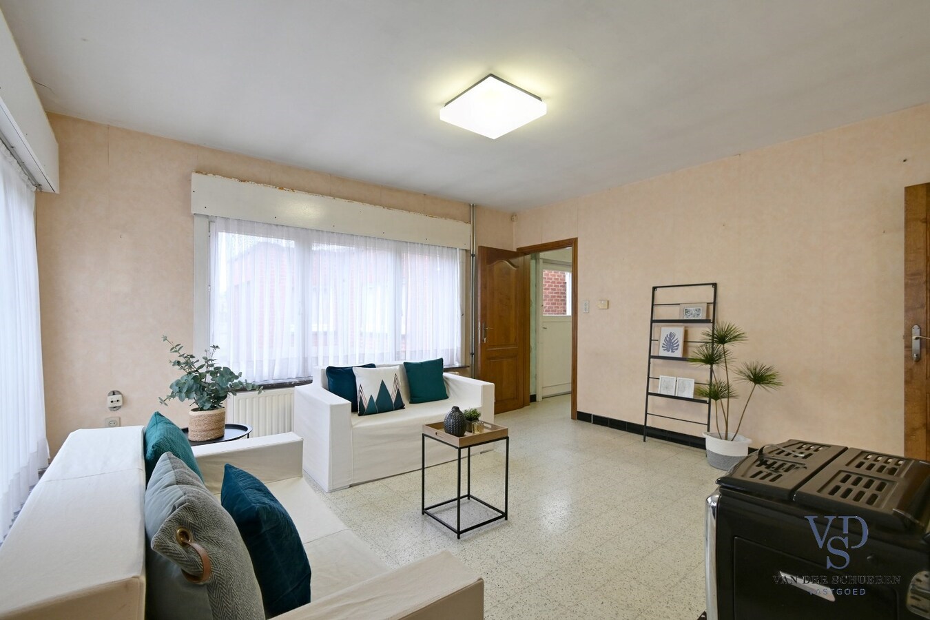 Degelijke halfopen bebouwing 