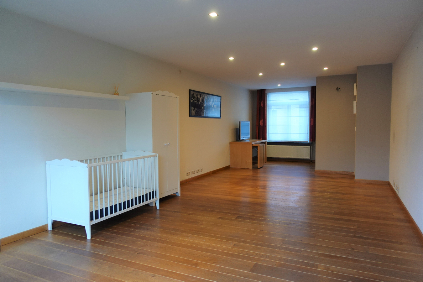 Charmante rijwoning nabij het dorp van Jabbeke 