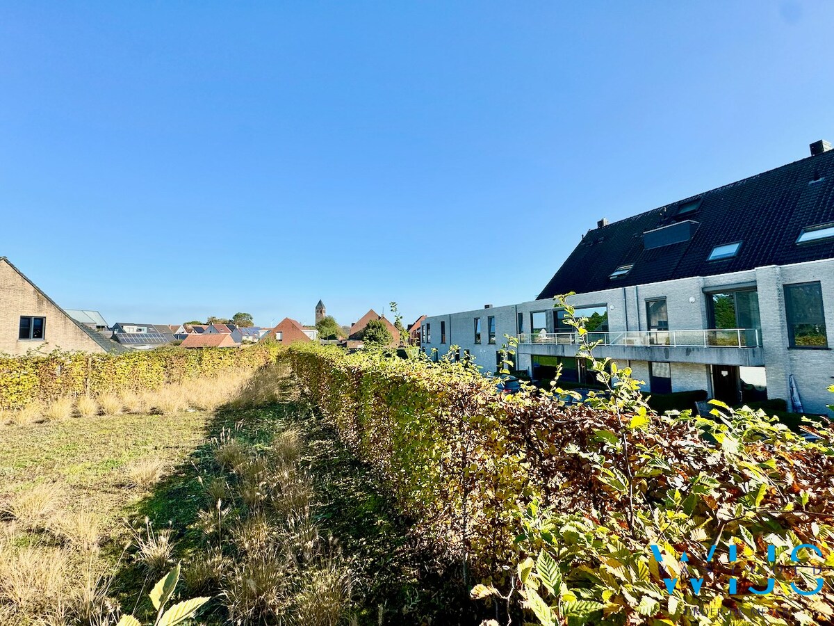 Instapklaar &amp; energiezuinig appartement te centrum Ertvelde ! 