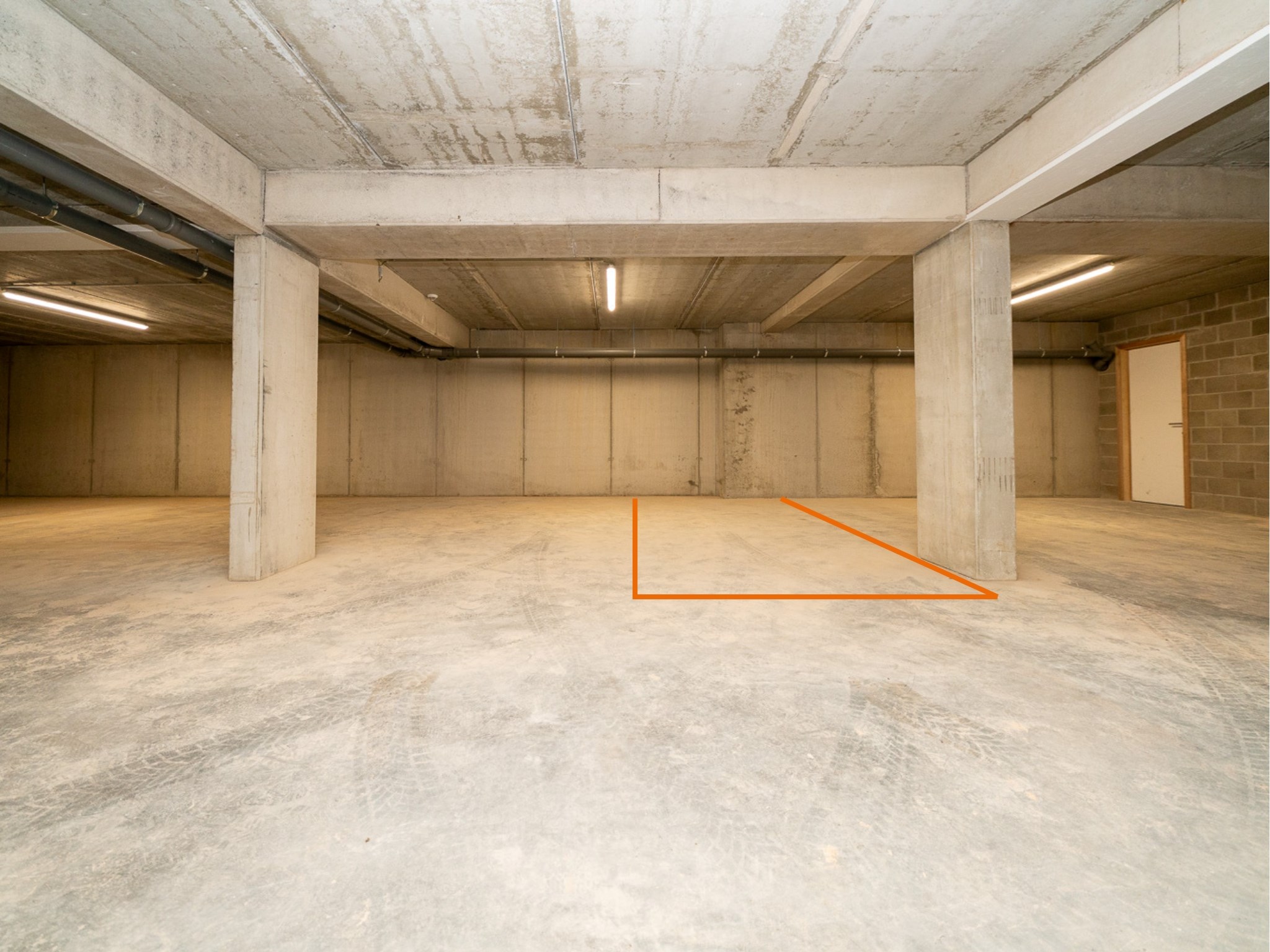 Nieuwbouw 1-kamer appartement met parking, kelder &amp; terras 