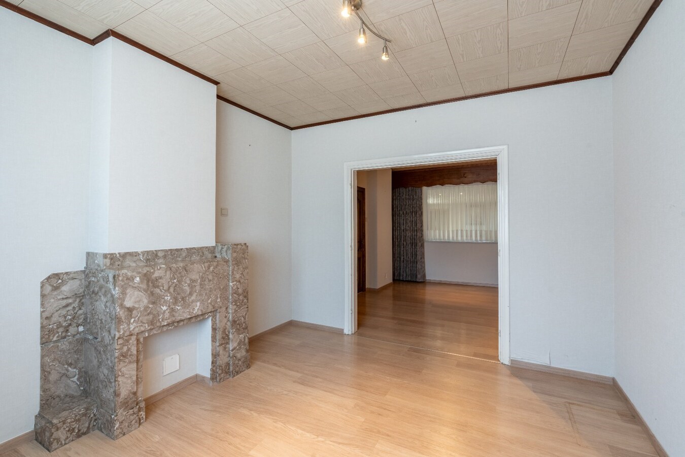 Ruime woning drie slaapkamers 