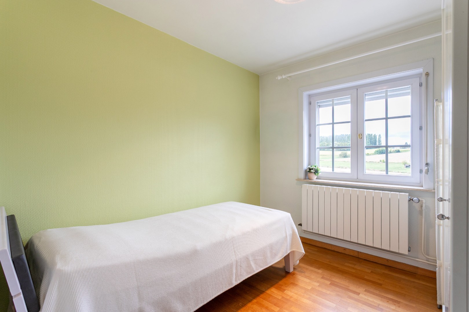 Solide woning (EPC:C) met 3 slpk, tuin en ruime garage 