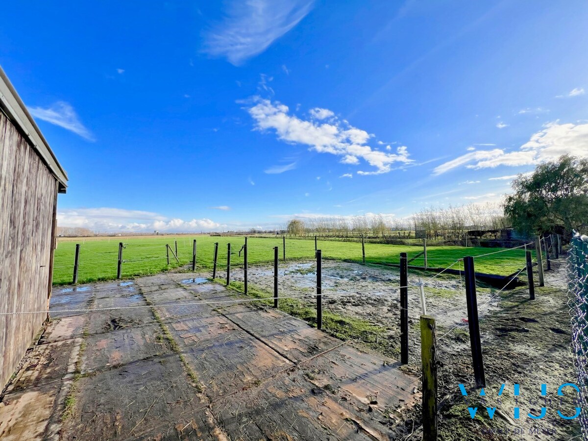 Instapklaar woonhuis op 17.400 m² grond te ASSENEDE ! 