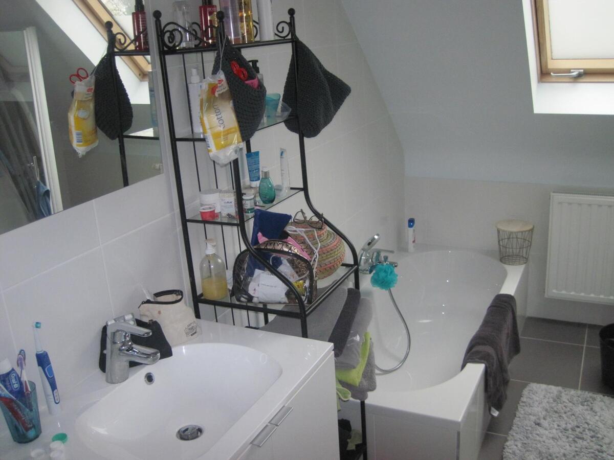 Duplex-appartement mét garage. 