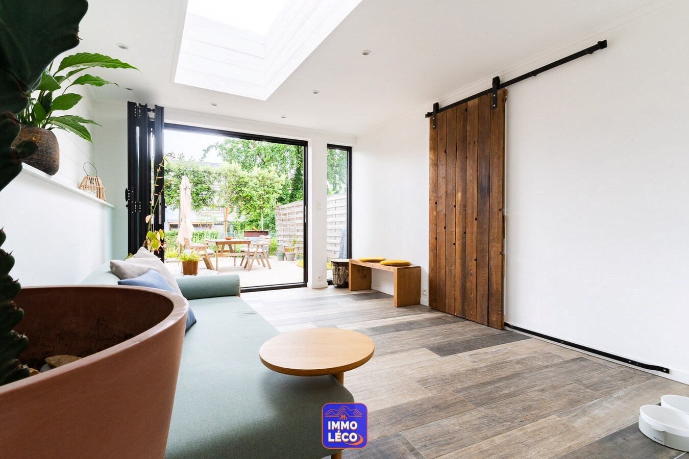Grande maison familiale entièrement rénovée avec jardin, beaux volumes, centre-ville, COUP DE COEUR ! 