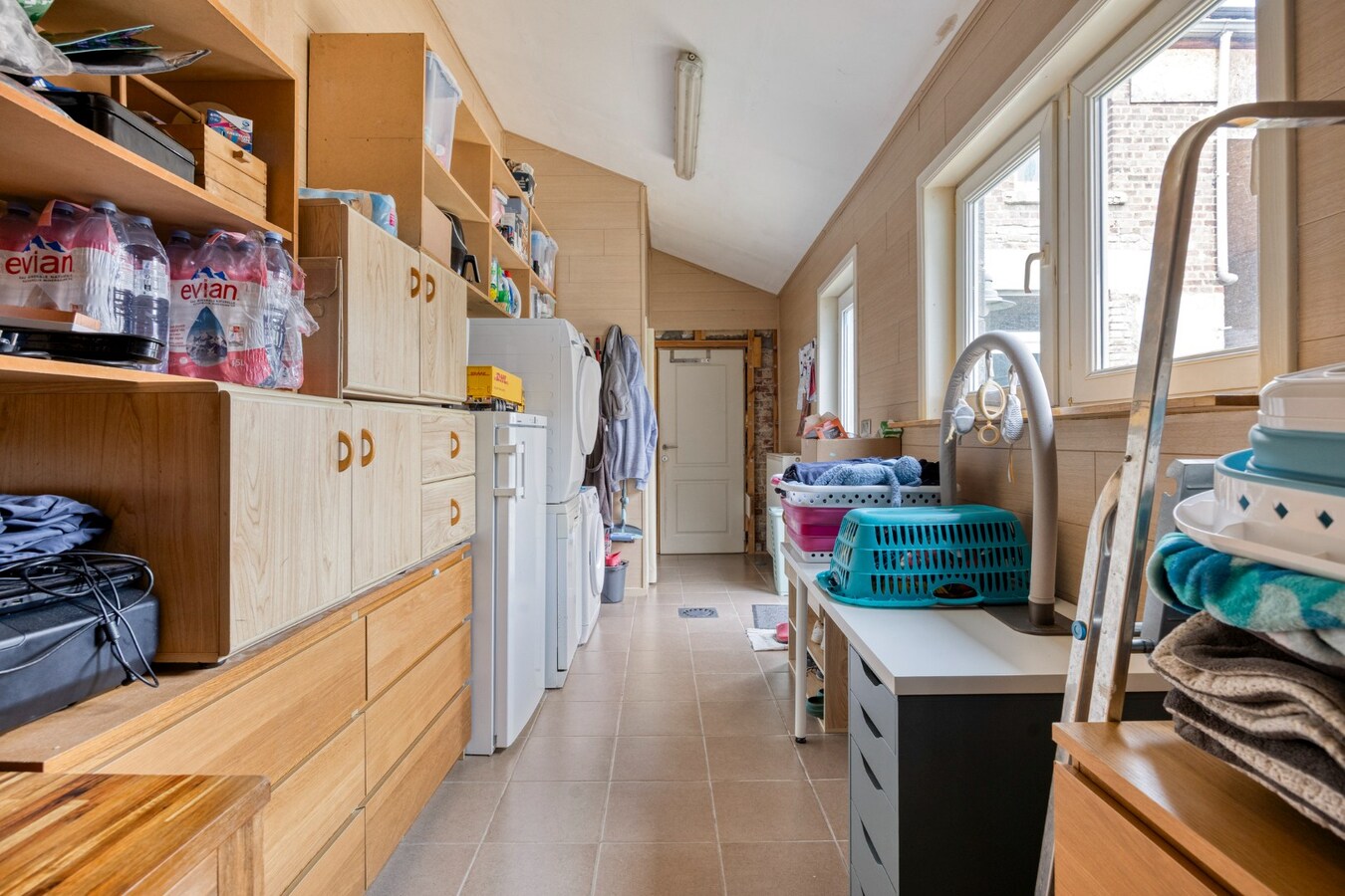 Prachtig gerenoveerde HOEVE te Landen (Neerwinden) 