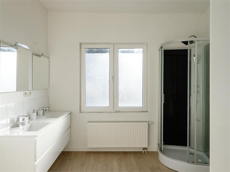 Nieuw gerenoveerde duplex 