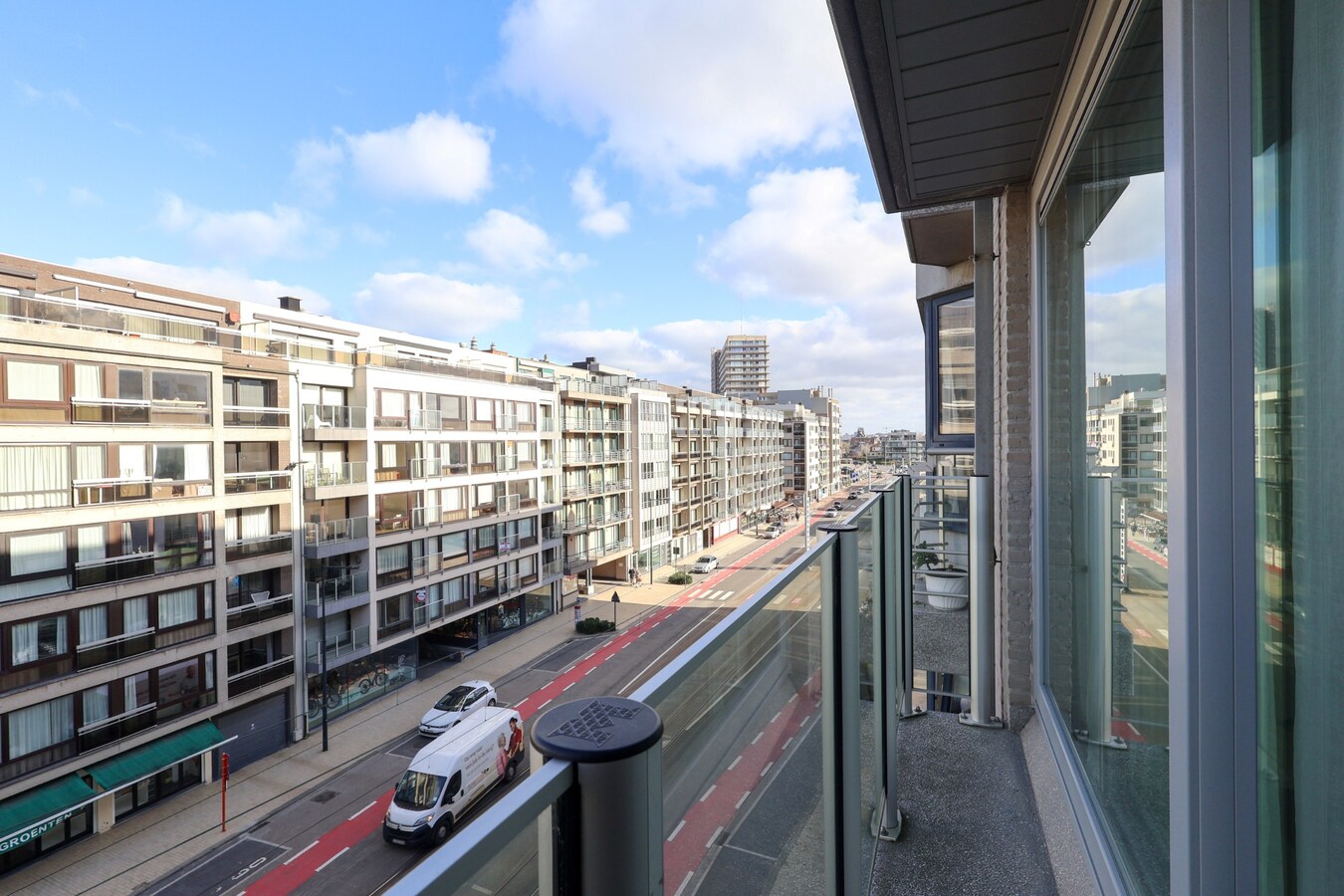 Modern appartement met hedendaagse afwerking nabij het strand Oostduinkerke 