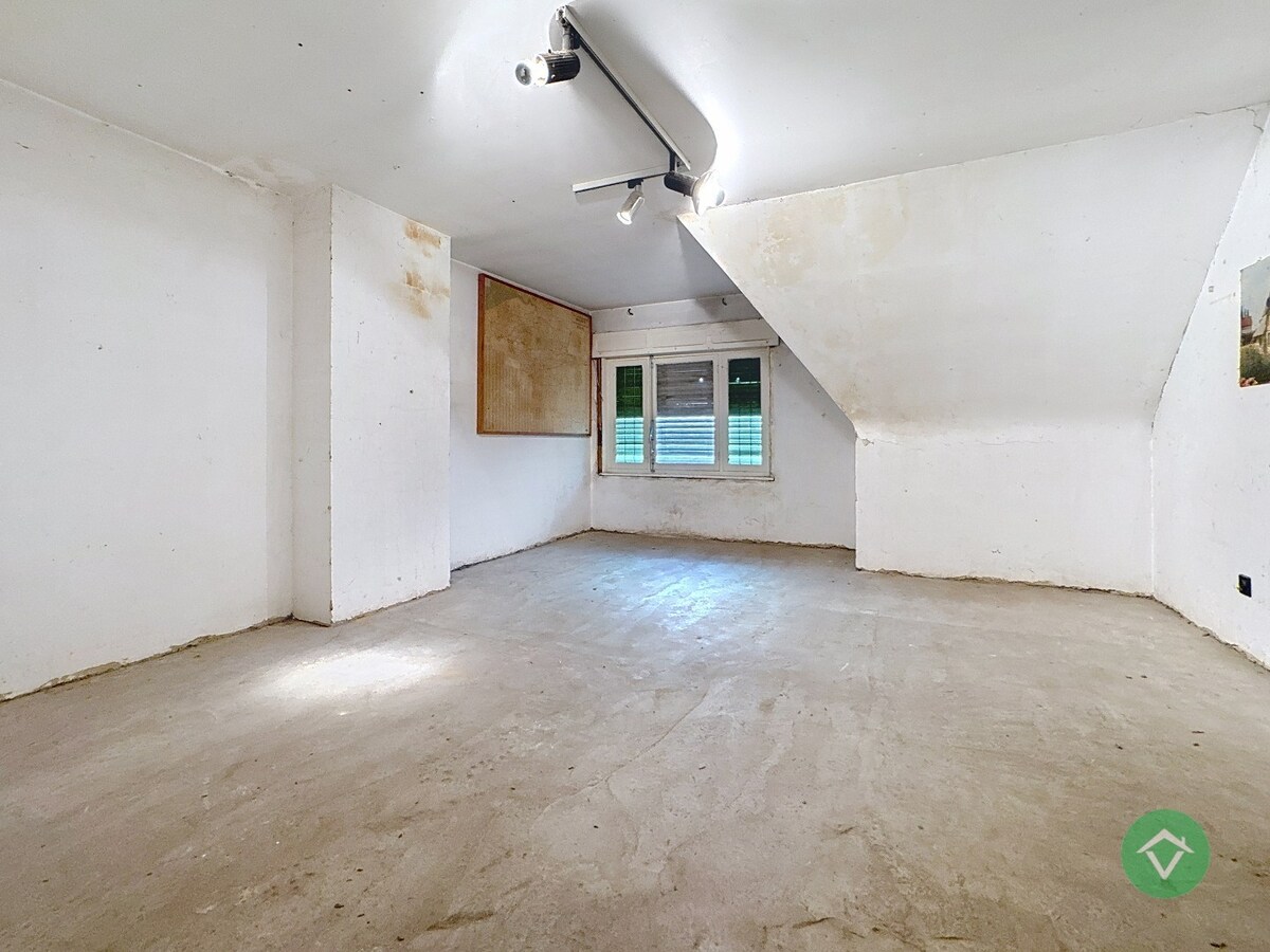 Alleenstaande woning met vergezichten te Zwevezele 