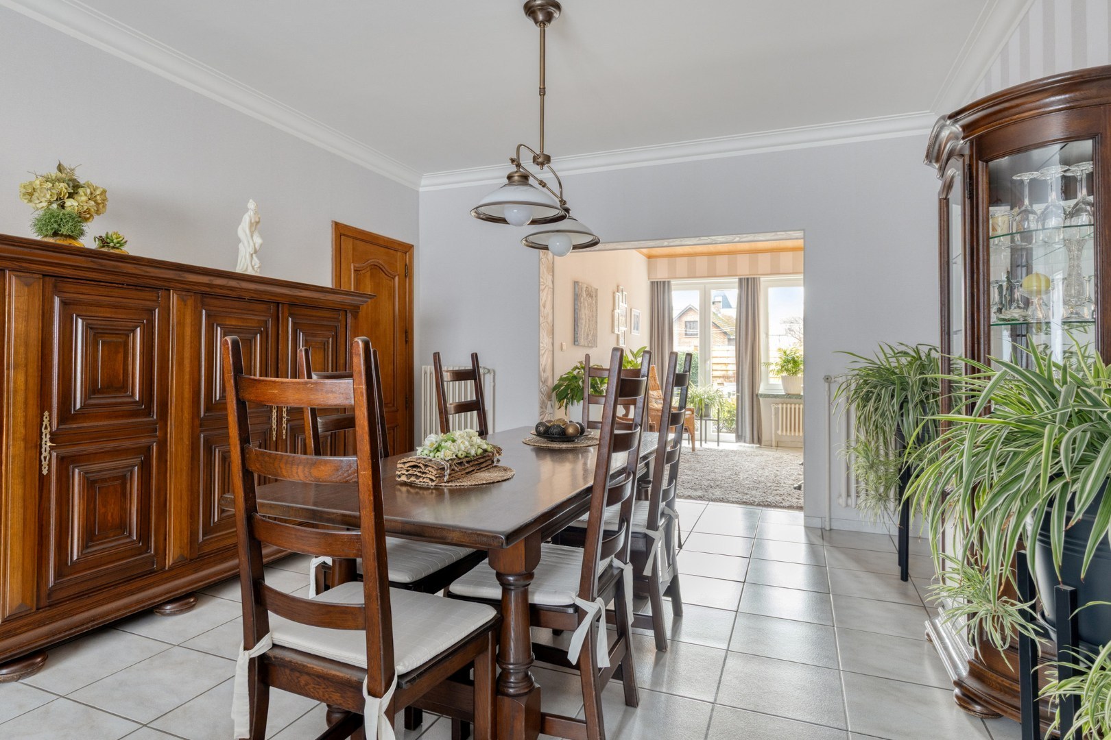 Instapklare woning met 3 slpk. in het centrum van Geel 