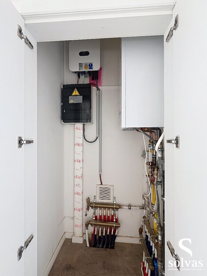 Gerenoveerd appartement op goede locatie te Gent! 