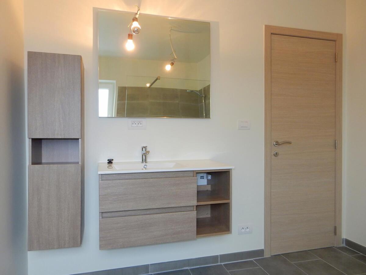 Gerenoveerde woning te Houtave 