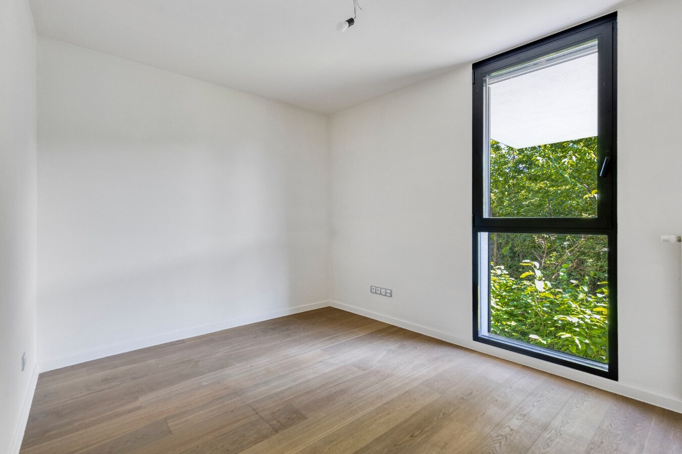 Res. Leiemeersen: instapklaar recent 3-slpks appartement nabij de Watersportbaan 