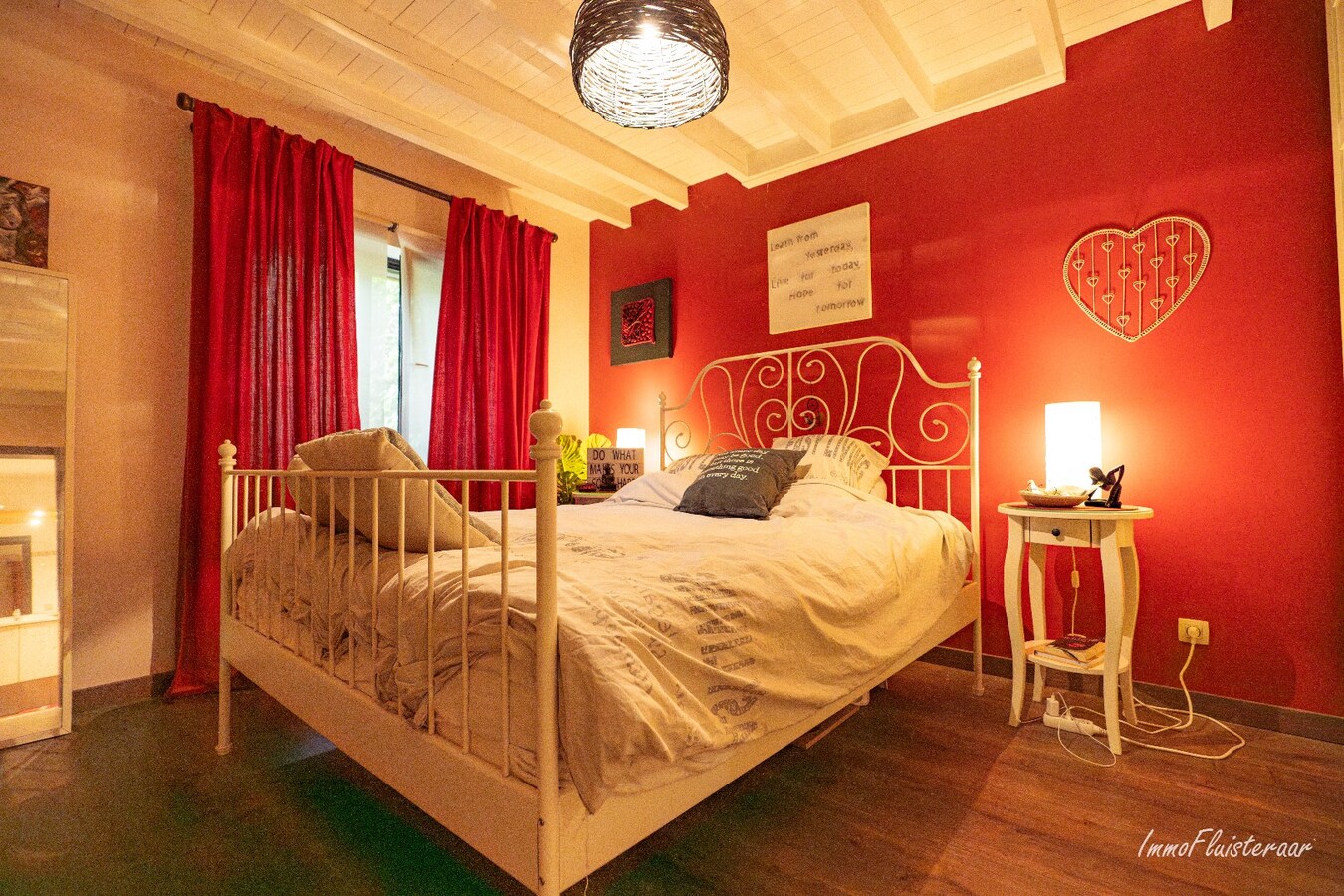 Maison prête à emménager dans un environnement boisé d'environ 24 ares à Keerbergen. 