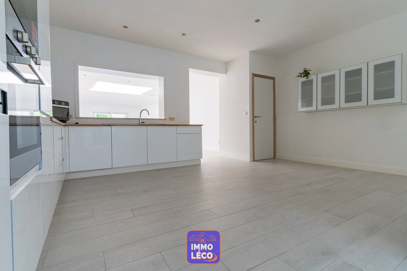 Maison rénovée en 2025 avec jardin, volumes impressionants ! 