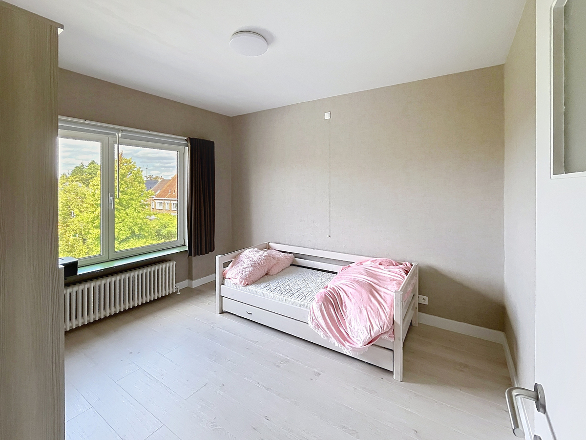 Topappartement met 2 slaapkamers centrum Zottegem/ station 