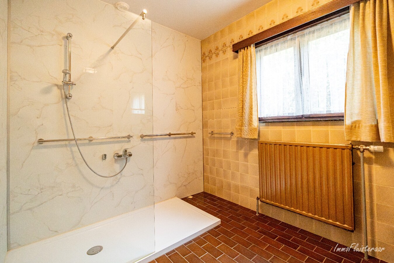 Vrijstaande woning met bijgebouw op 1 ha (Aankoop extra aanpalende ca. 2 ha mogelijk) te Heist-op-den-Berg 