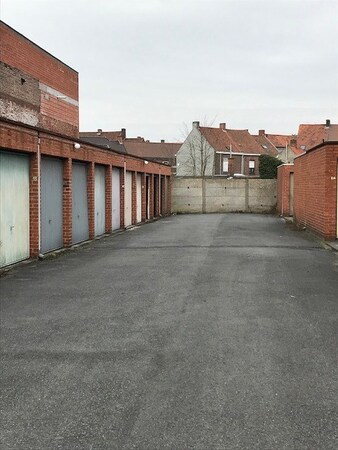 Verhuurd Garage te Izegem