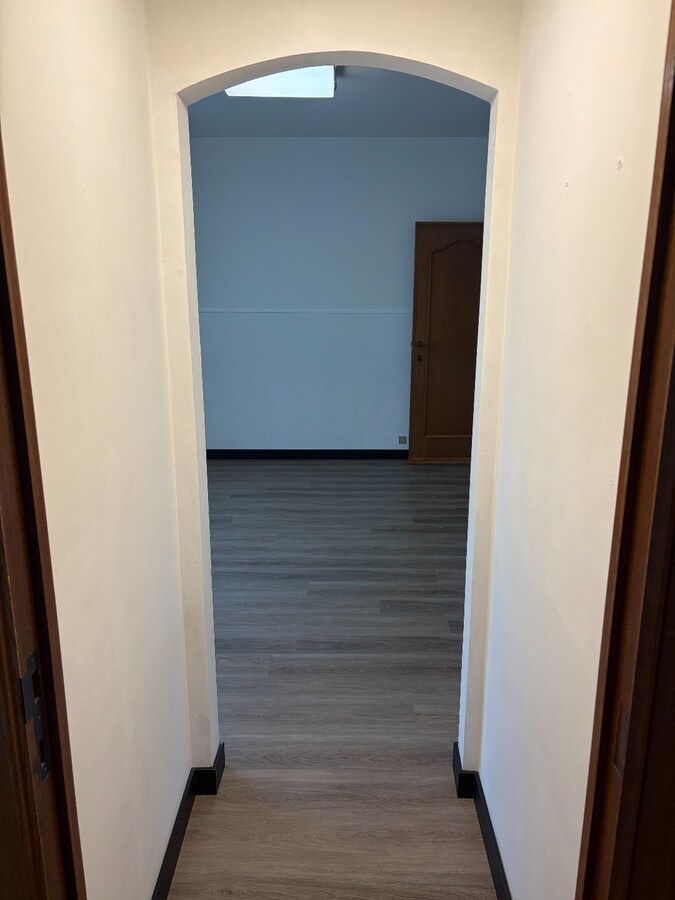 Centraal gelegen voormalige dokterspraktijk 