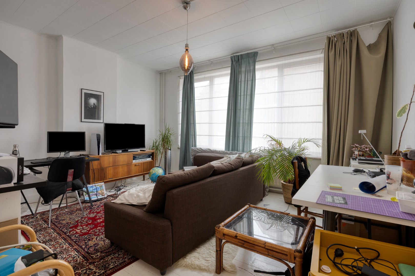 Ruime stadswoning / opbrengstpand  met achteruitgang via Janseniusstraat met 4 slaapkamers, garage en tuin te Leuven- EPC 239kwh/m2 