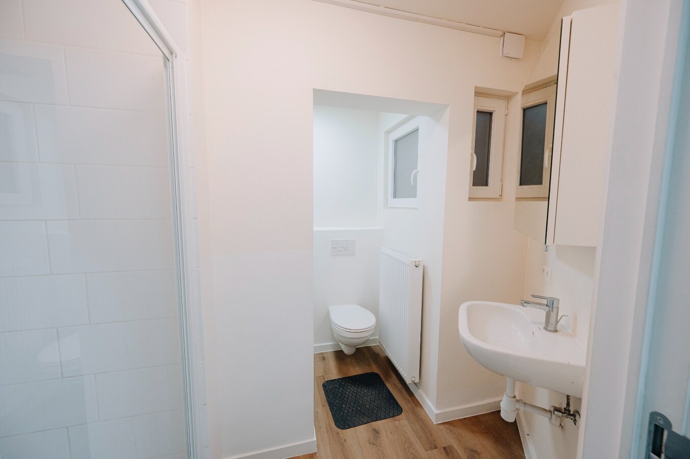 Volledig gerenoveerd 1-slaapkamerappartement op centrale locatie nabij centrum 