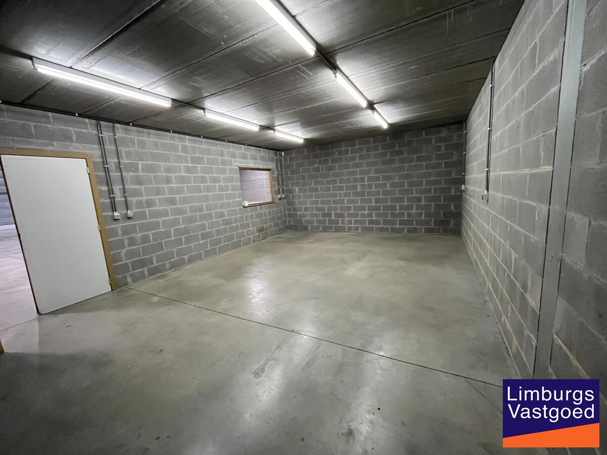 Magazijn, 450m², op industrieterrein Stadsheide, nabij Corda Campus 