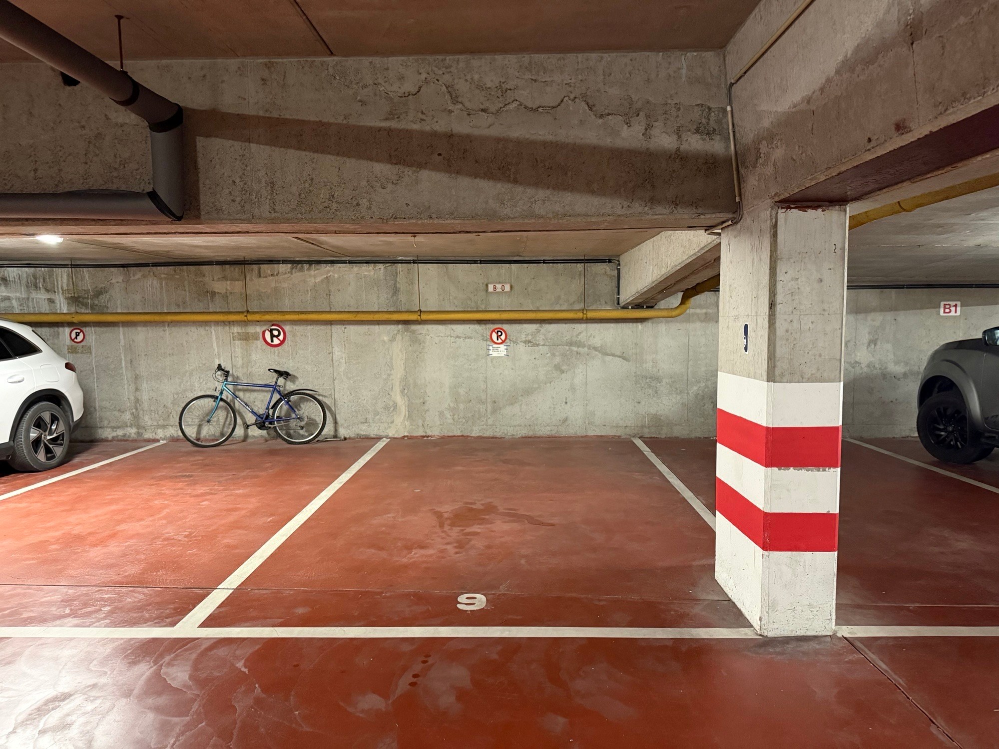 Vlot toegankelijke staanplaats te huur in de Residentie 'DU PARC' - Jozef Nellenslaan 154 