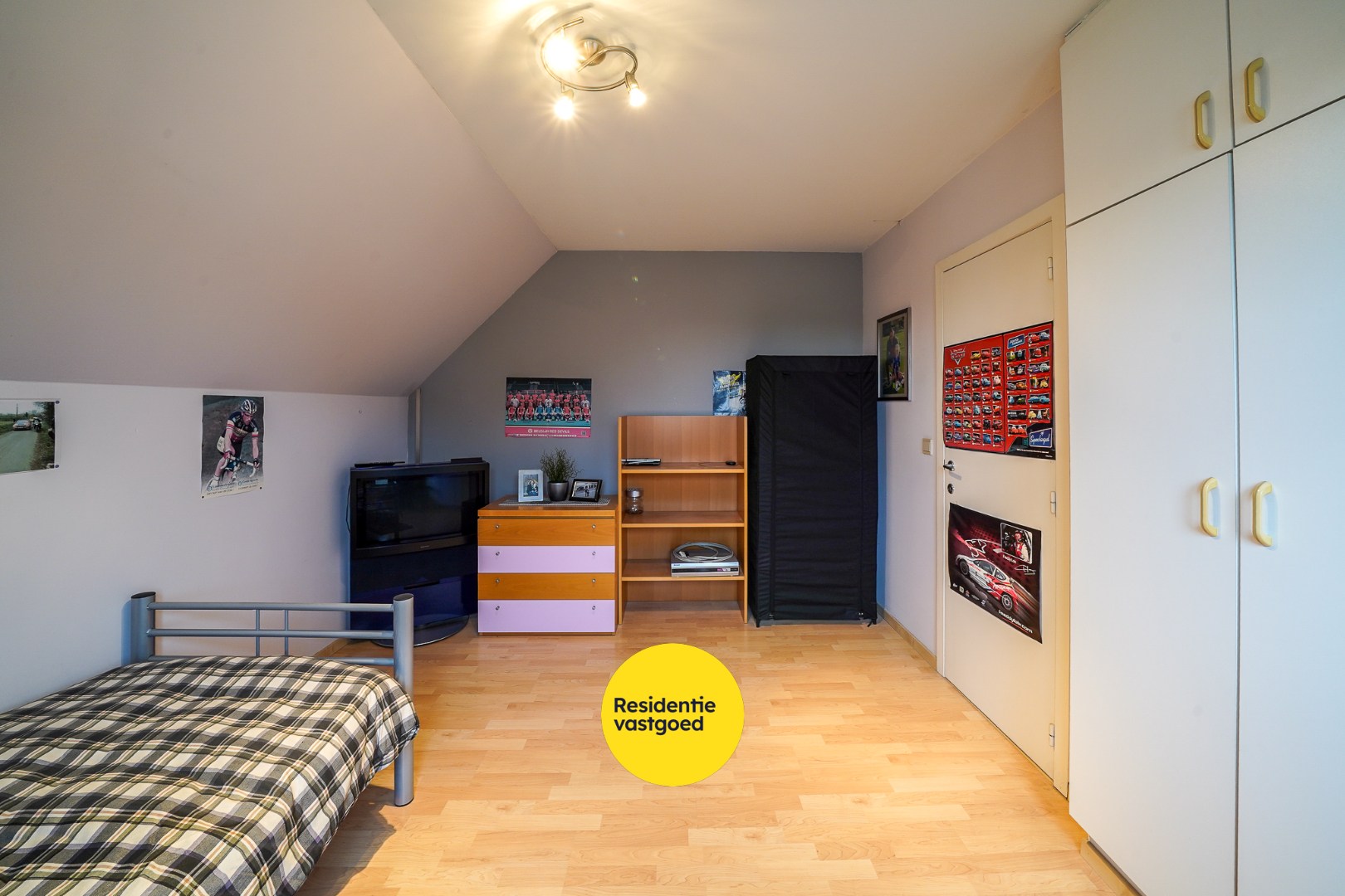 Alleenstaande woning in rustige woonwijk te Oostende (Stene) 