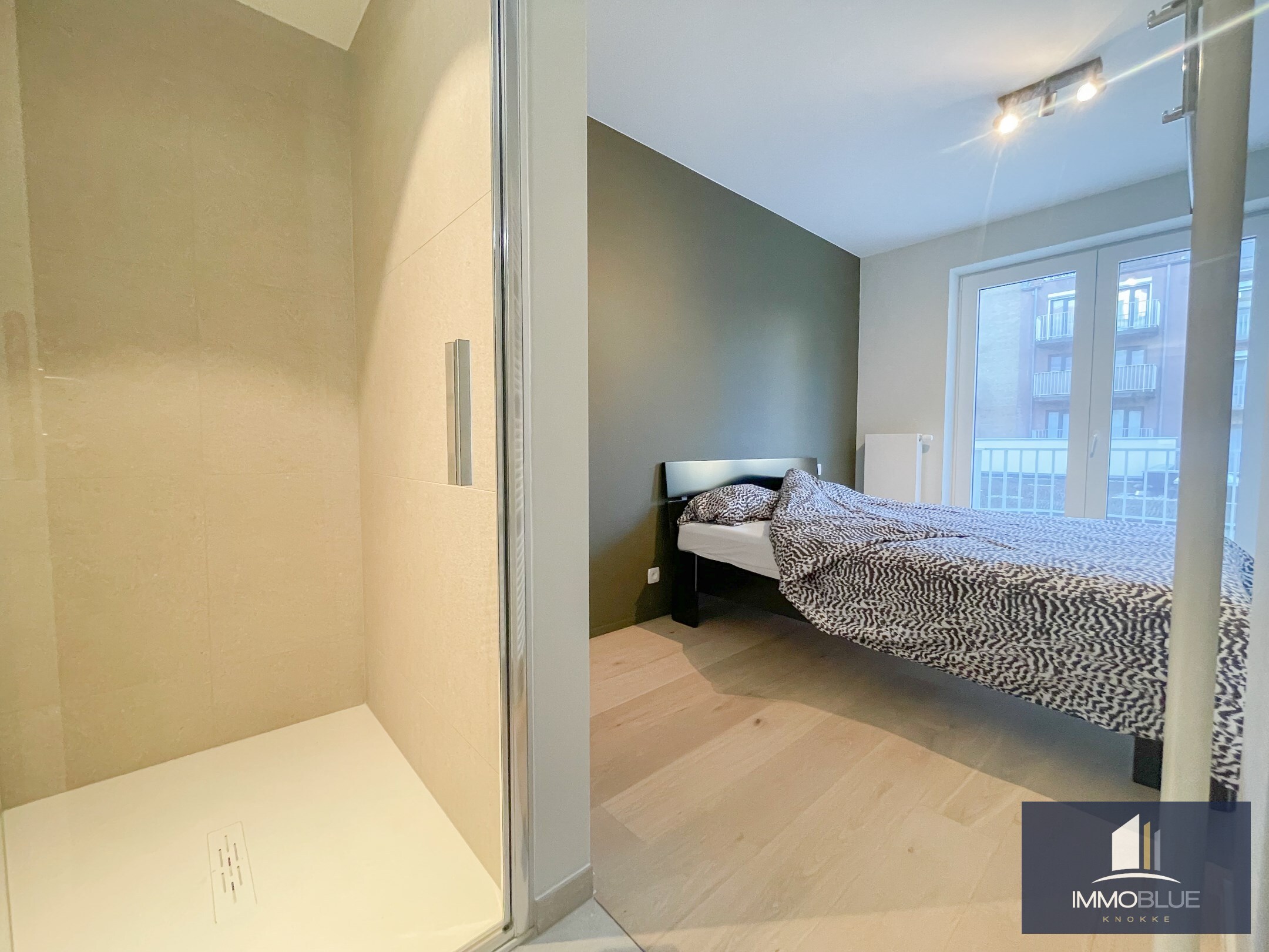 Appartement neuf avec terrasses situé sur l' avenue Paul Parmentier. 