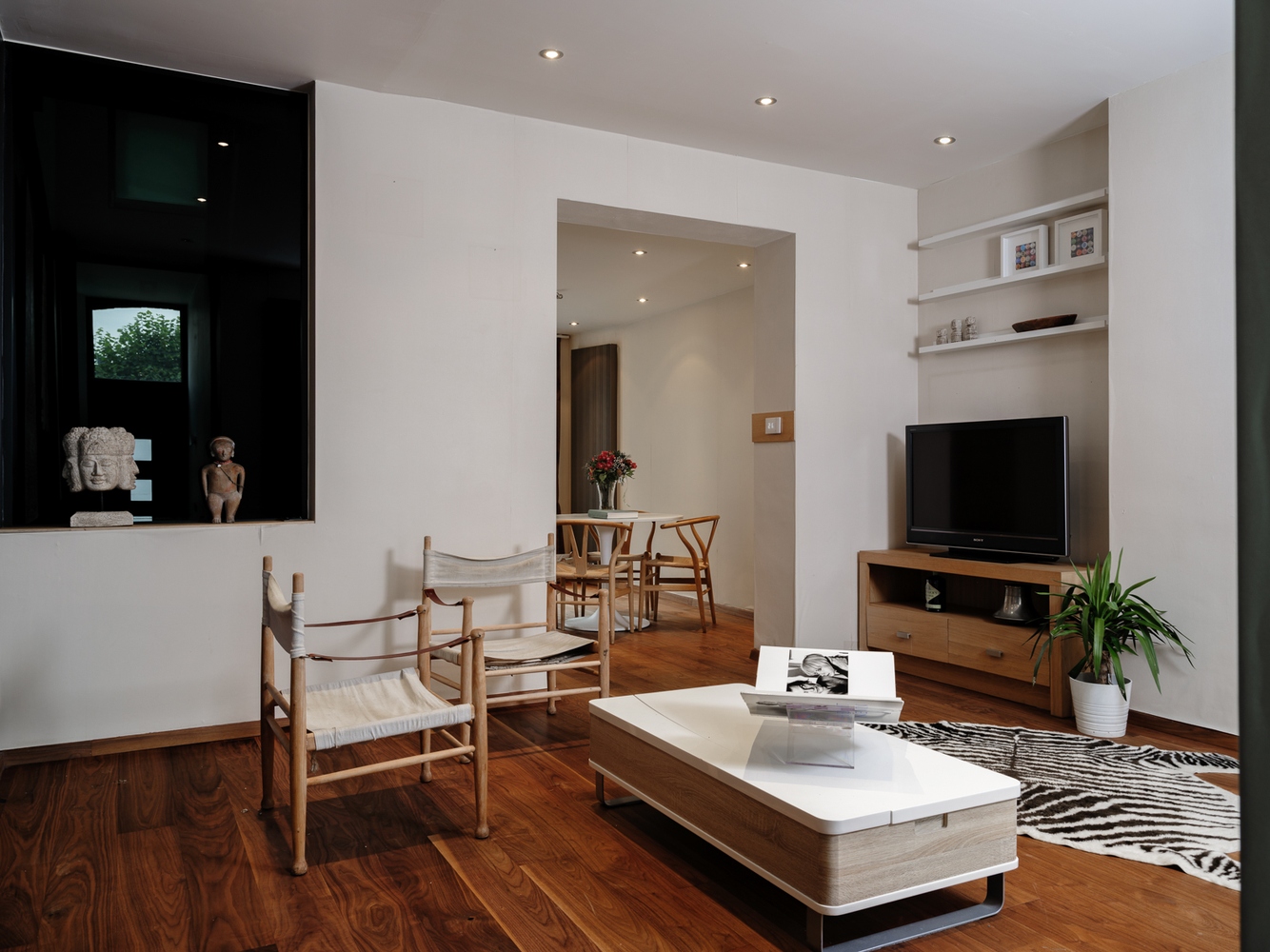 Vernieuwd herenhuis met koer 