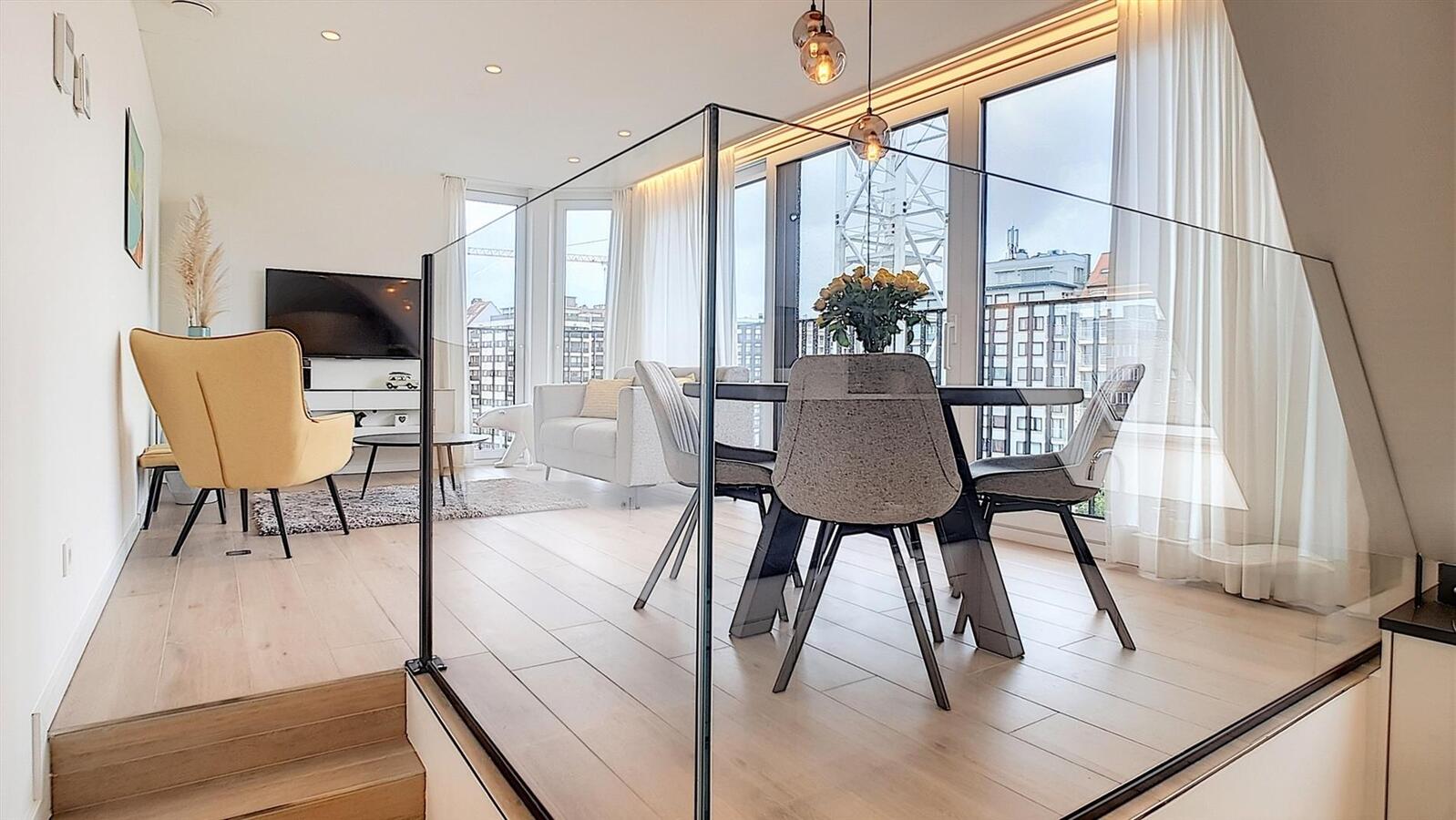 Luxueus, zeer knap en recent penthouse - Heist 